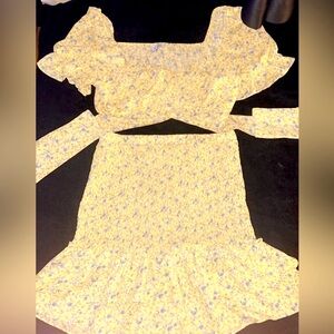 Yellow Floral Print Tie-Back Crop Top & Skirt Set